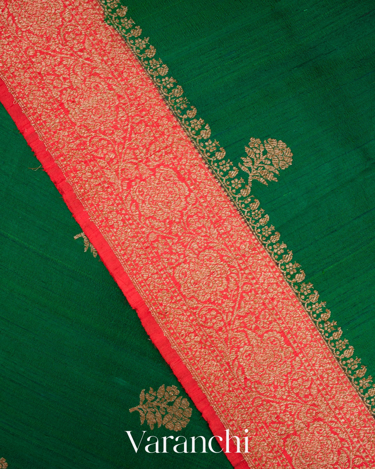 Emerald Green Pure Raw Silk Handloom Saree