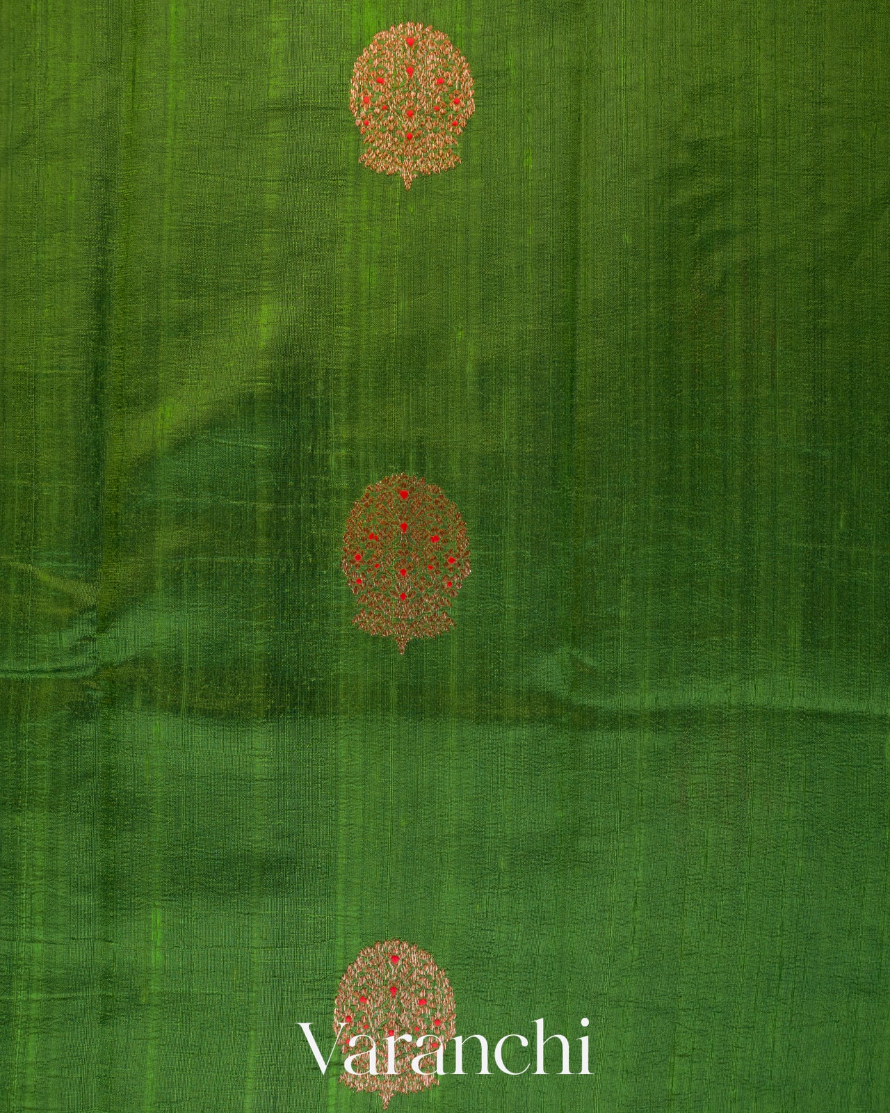 Leaf Green Borderless Pure Raw Silk Handloom Saree