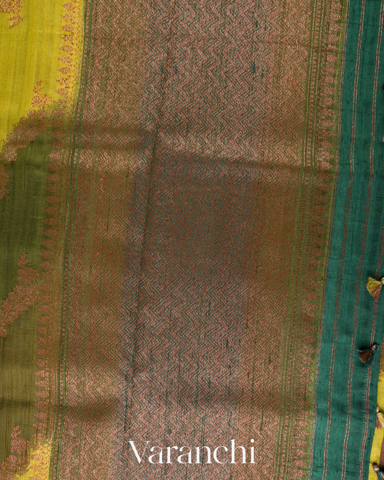 Green and Olive Yellow Tricolour Rangkaat Pure Raw Silk Handloom Saree draft m