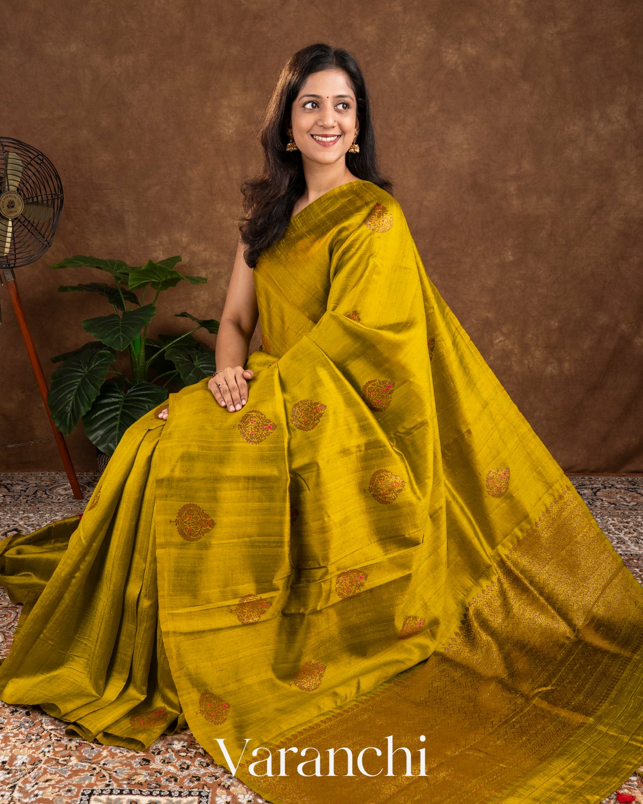 Mustard Borderless Pure Raw Silk Handloom Saree