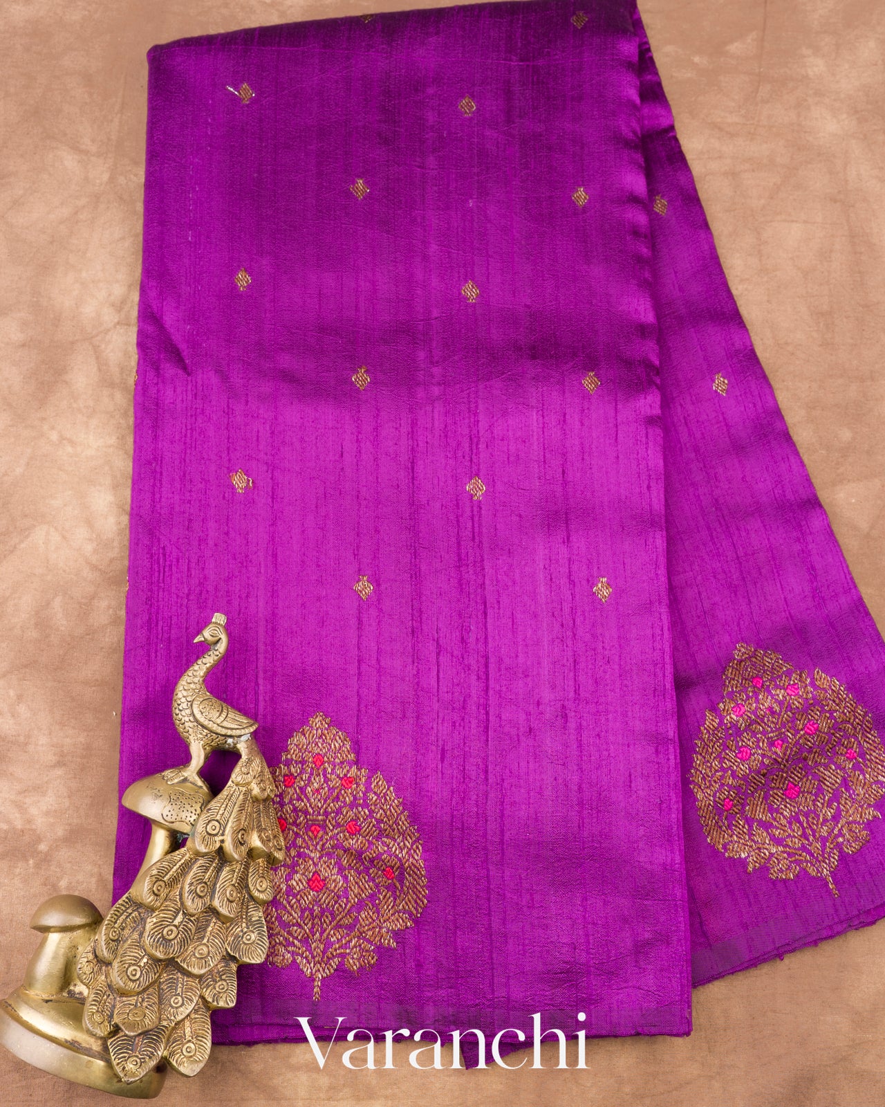 Magenta Purple Borderless Pure Raw Silk Handloom Saree