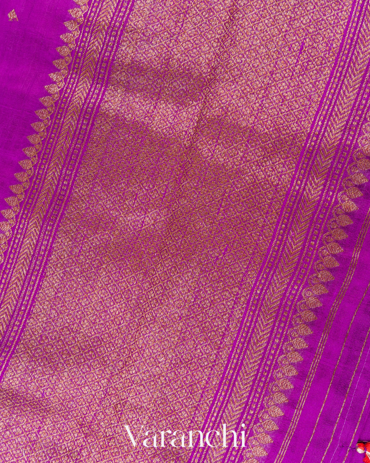 Magenta Purple Borderless Pure Raw Silk Handloom Saree