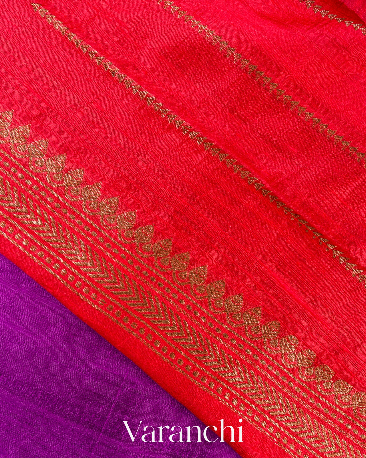 Magenta Purple Borderless Pure Raw Silk Handloom Saree