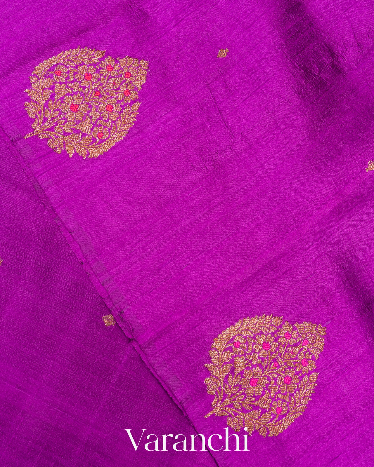 Magenta Purple Borderless Pure Raw Silk Handloom Saree