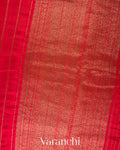 Crimson Ruby Borderless Striped Pure Raw Silk Handloom Saree