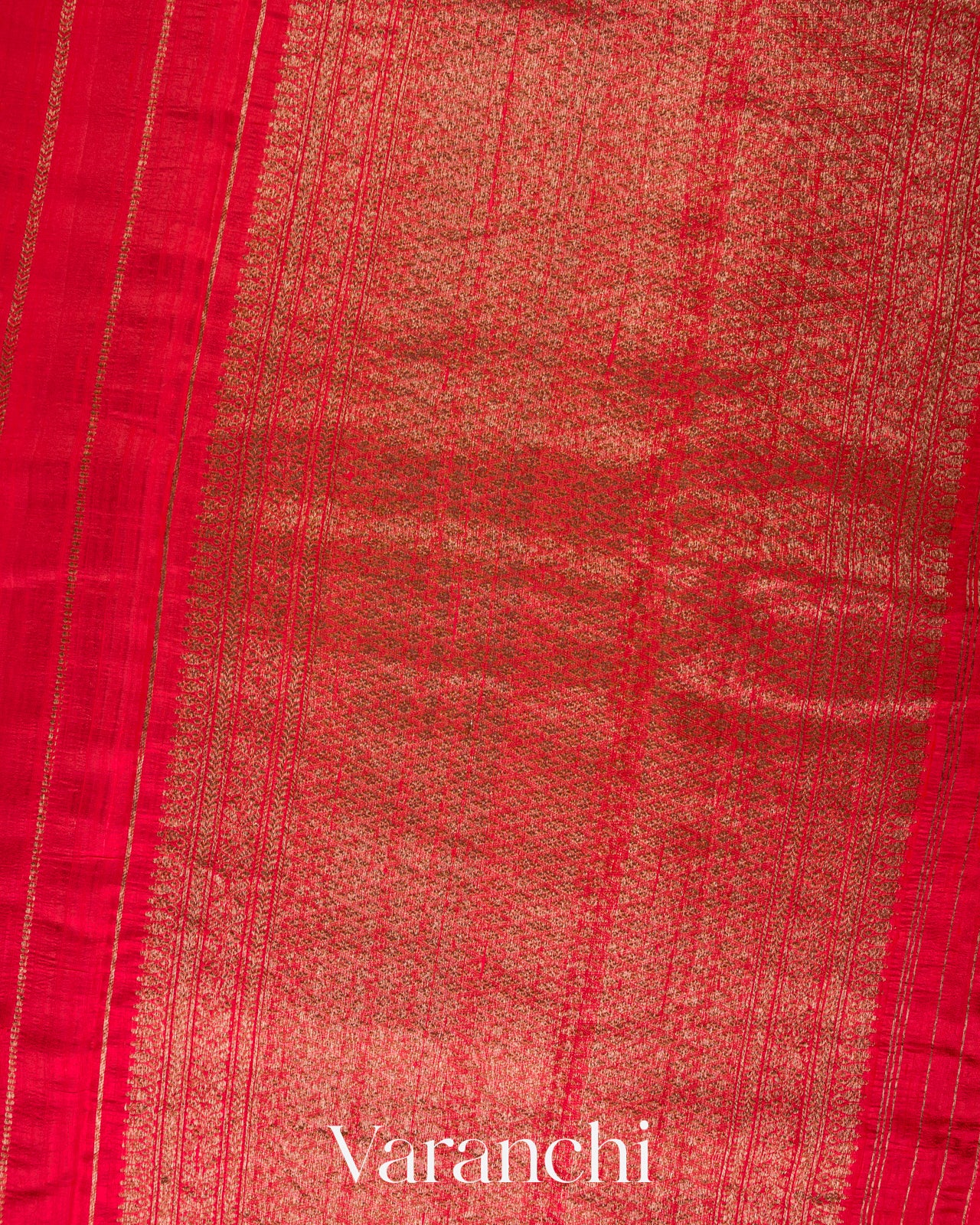 Crimson Ruby Borderless Striped Pure Raw Silk Handloom Saree