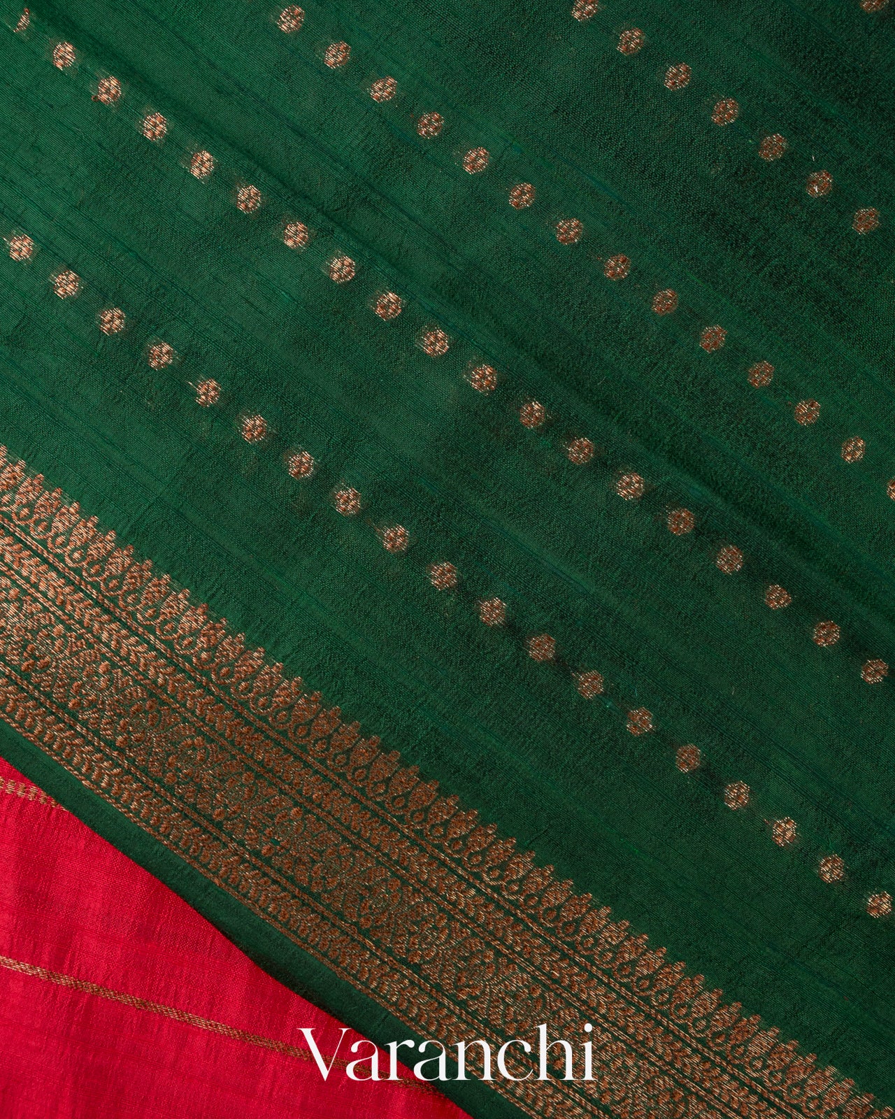 Crimson Ruby Borderless Striped Pure Raw Silk Handloom Saree