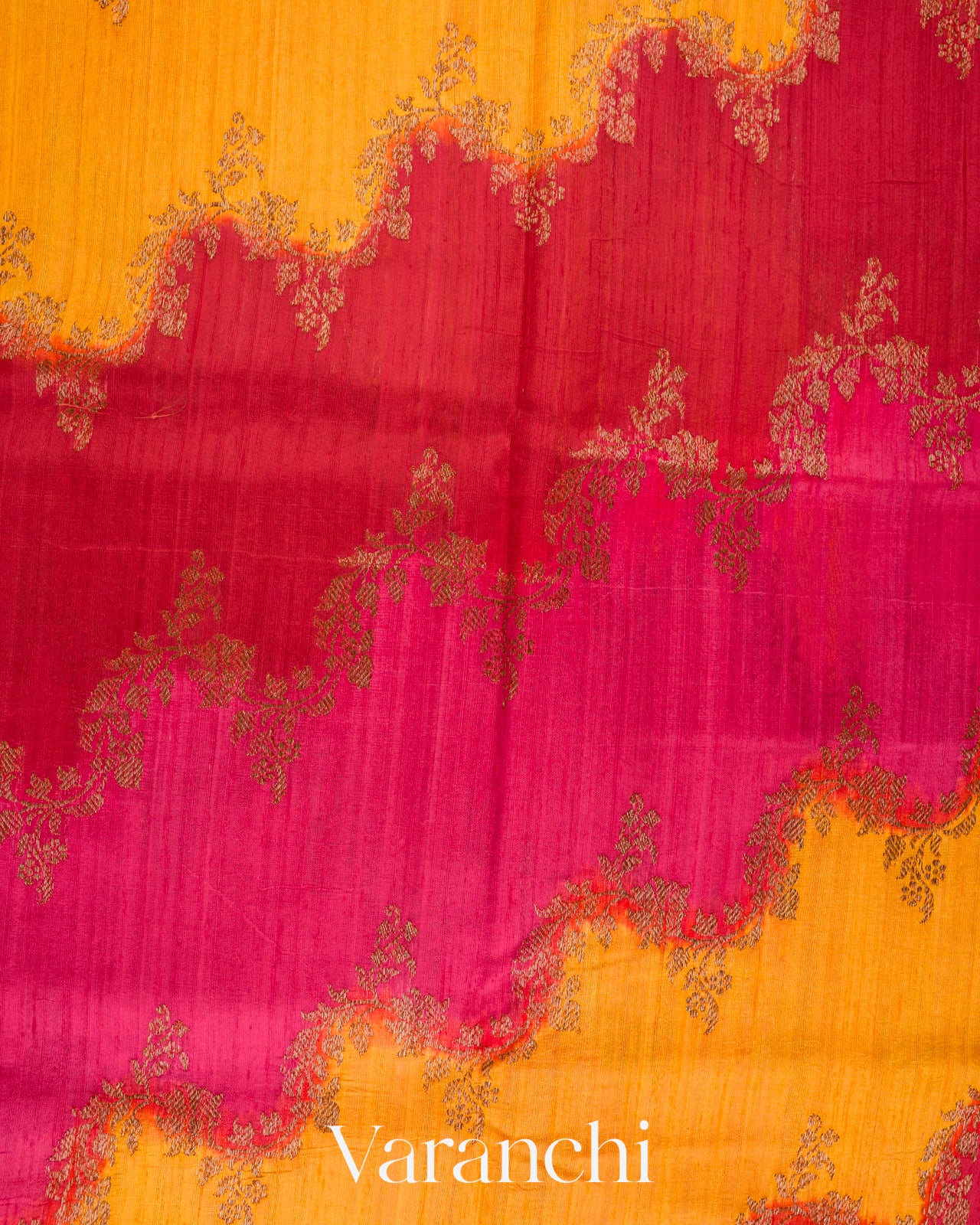 Red Tricolour Rangkaat Raw Silk Handloom Saree