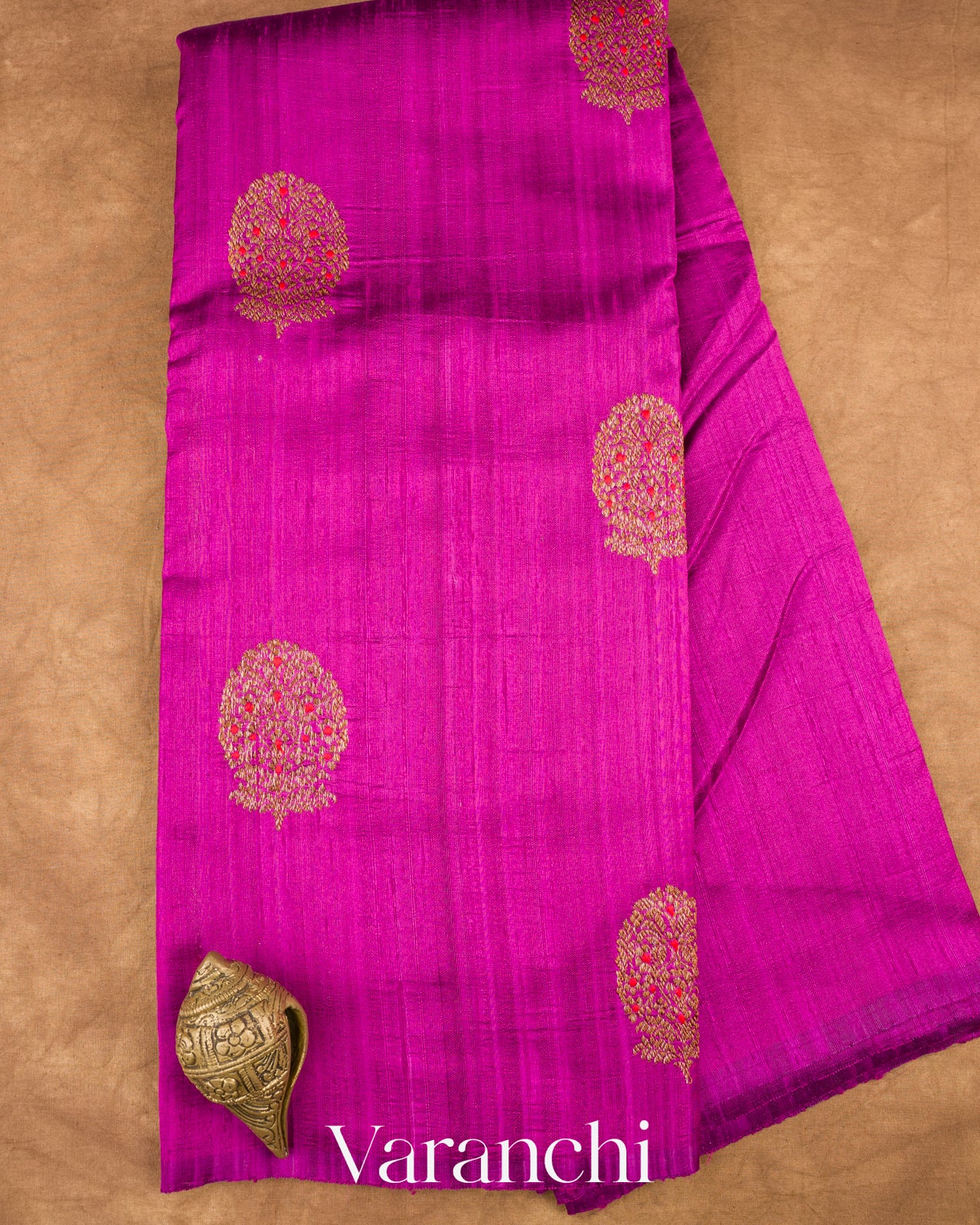Wine Magenta Borderless Pure Raw Silk Handloom Saree