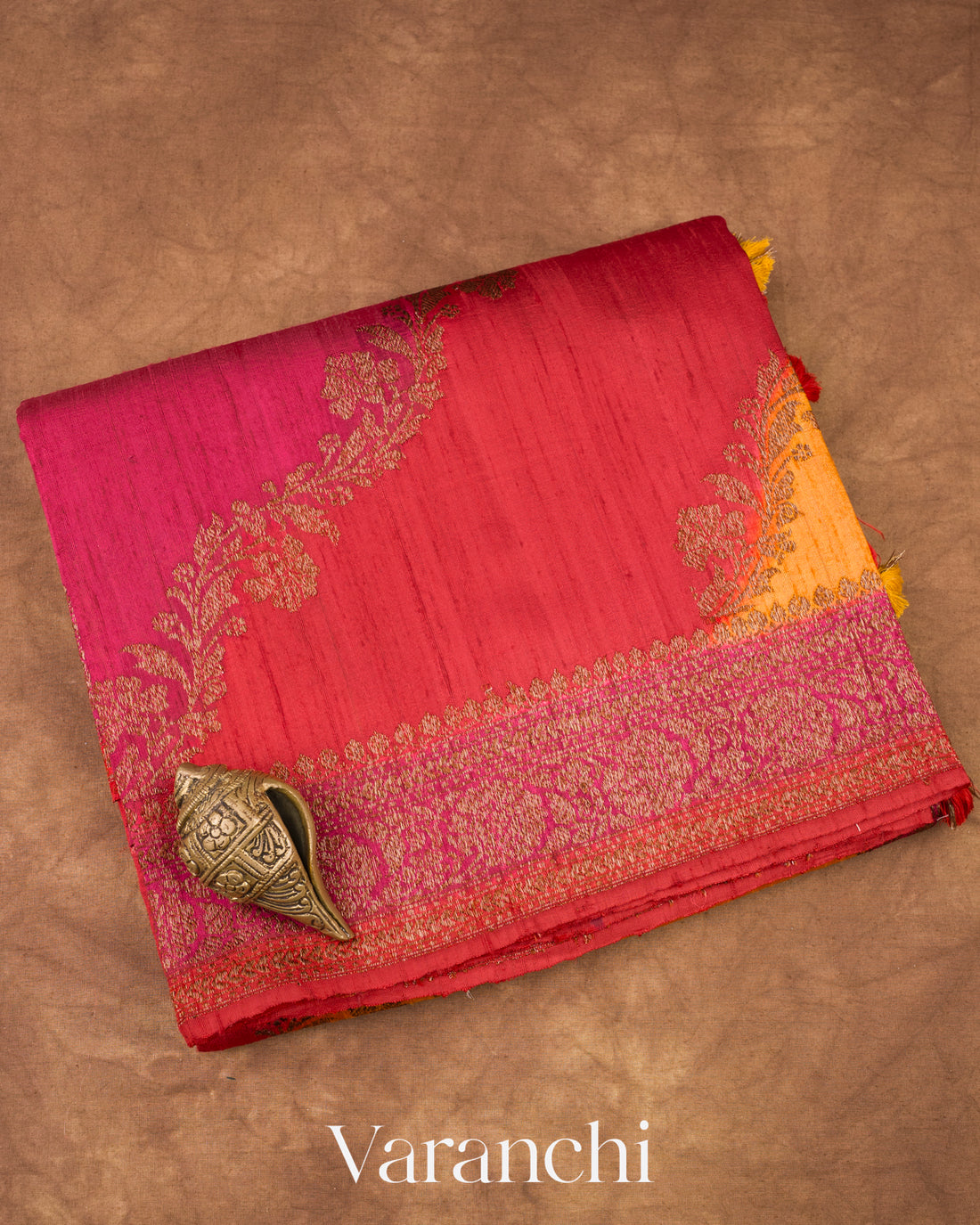Chilli Red And Magenta Tricolour Rangkaat Pure Raw Silk Handloom Saree