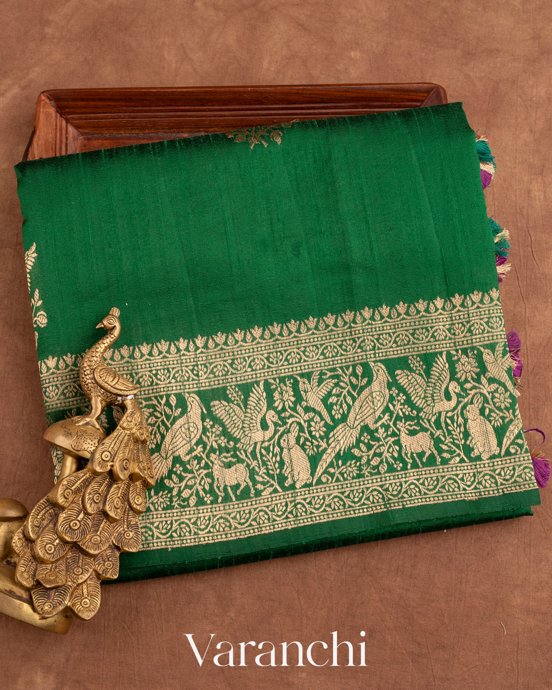 Emerald Green Pure Raw Silk Handloom Saree