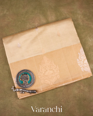 Ivory Pure Raw Mango Silk Handloom Saree