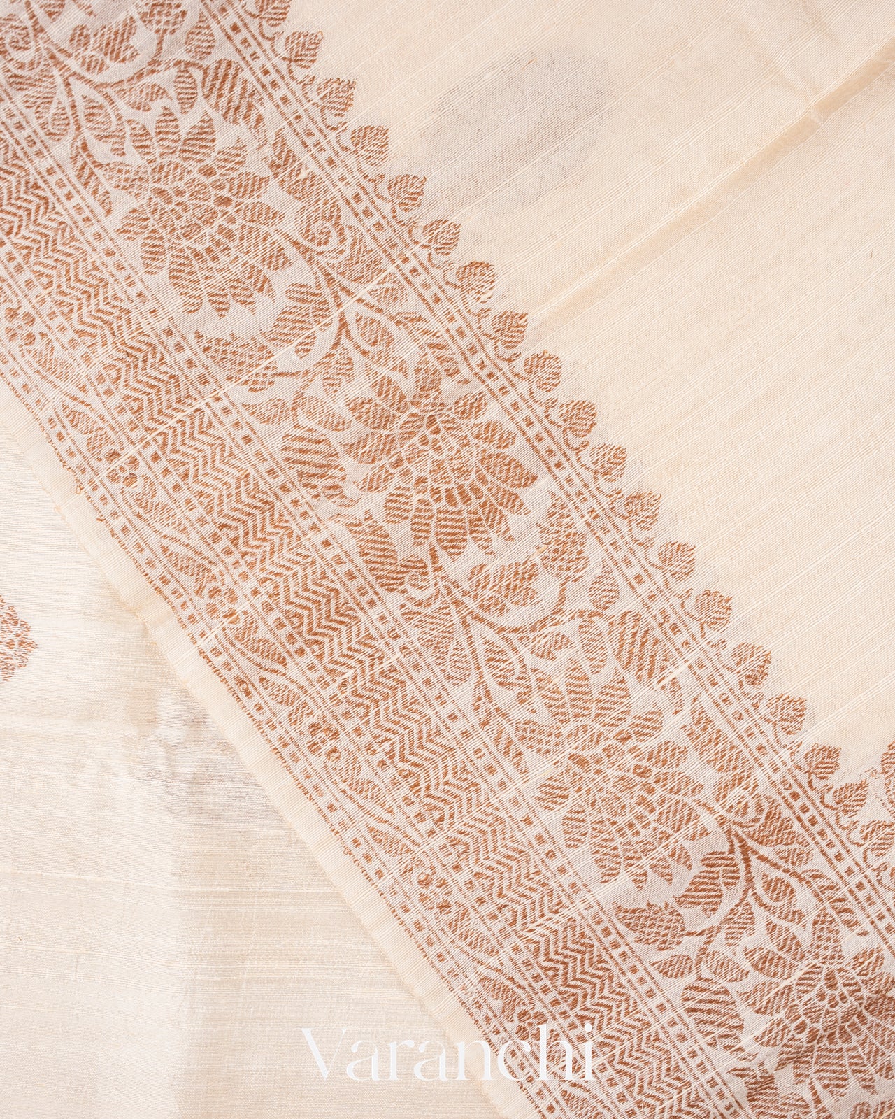 Pearl White Raw Silk Handloom Saree 