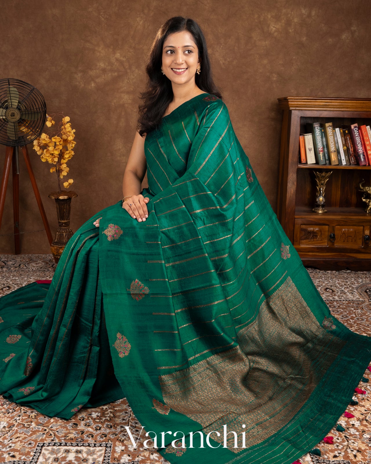 Bottle Green Raw Silk Handloom Borderless Saree