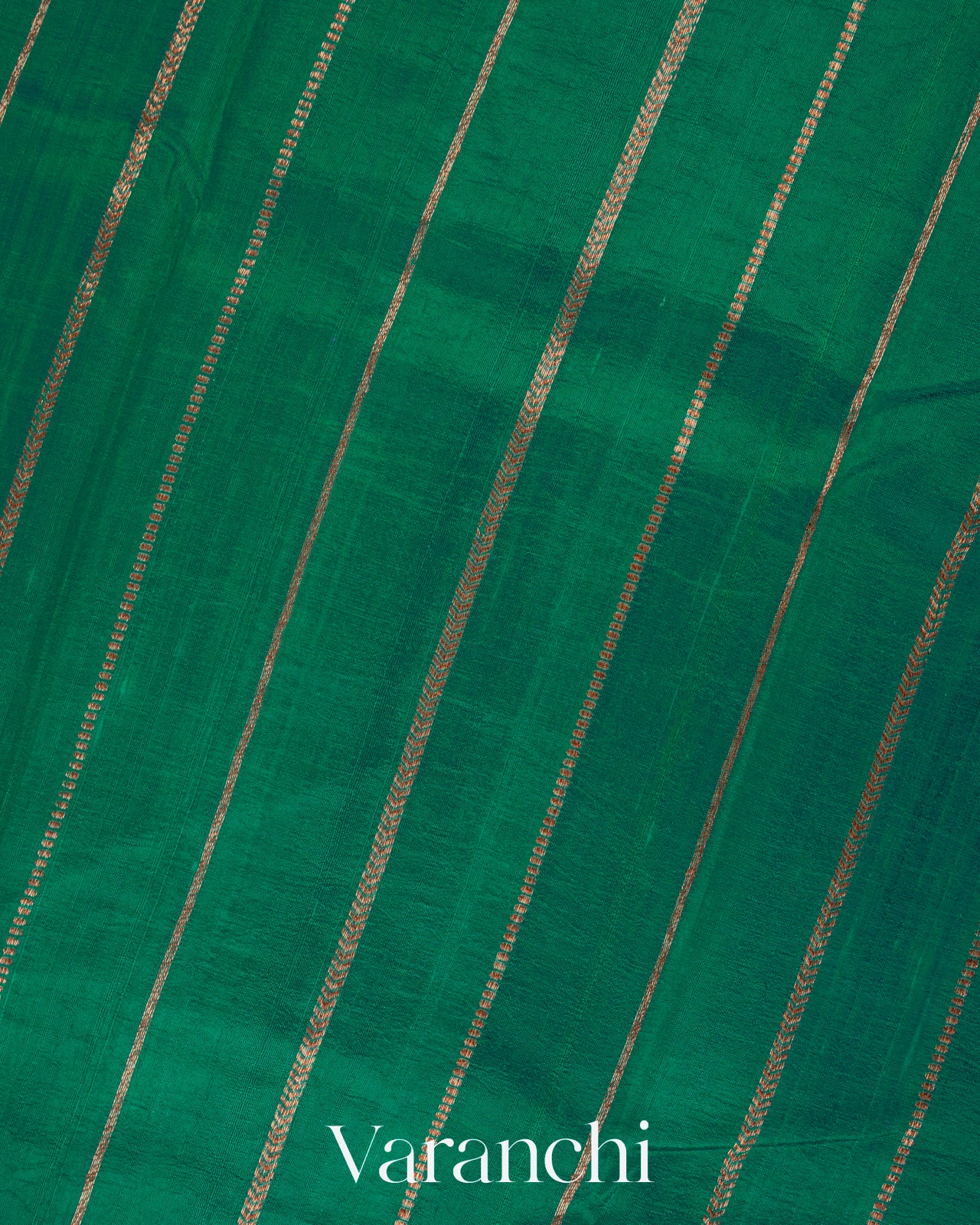 Bottle Green Raw Silk Handloom Borderless Saree