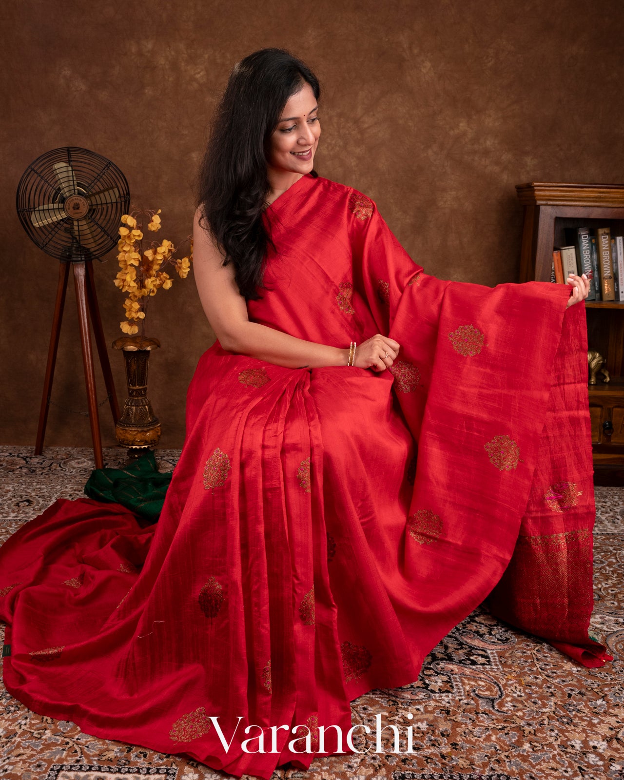 Red Borderless Pure Raw Silk Handloom Saree