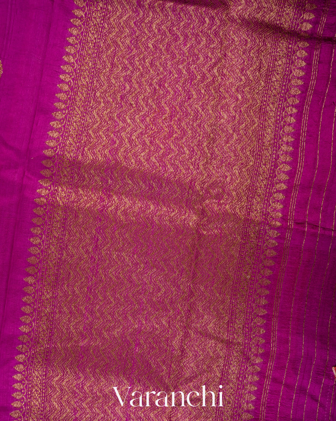 Regal Purple Raw Silk Borderless Handloom Saree 