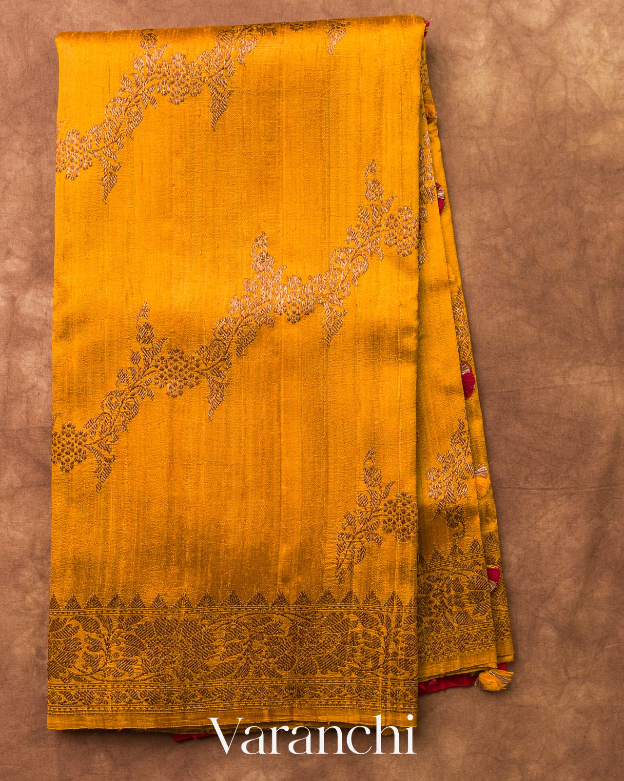 Mustard Yellow Lehariya Pure Raw Silk Handloom Saree