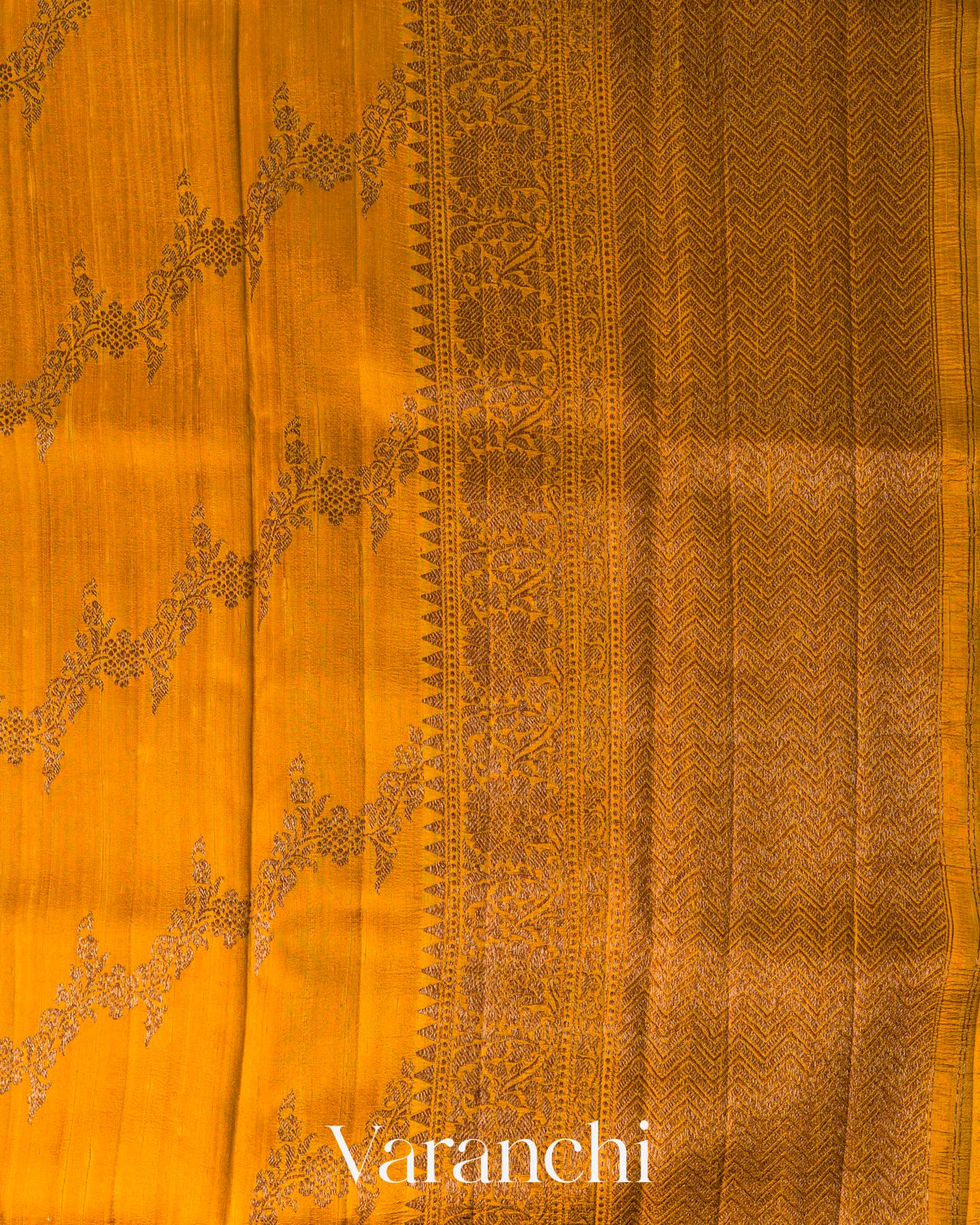 Mustard Yellow Lehariya Pure Raw Silk Handloom Saree