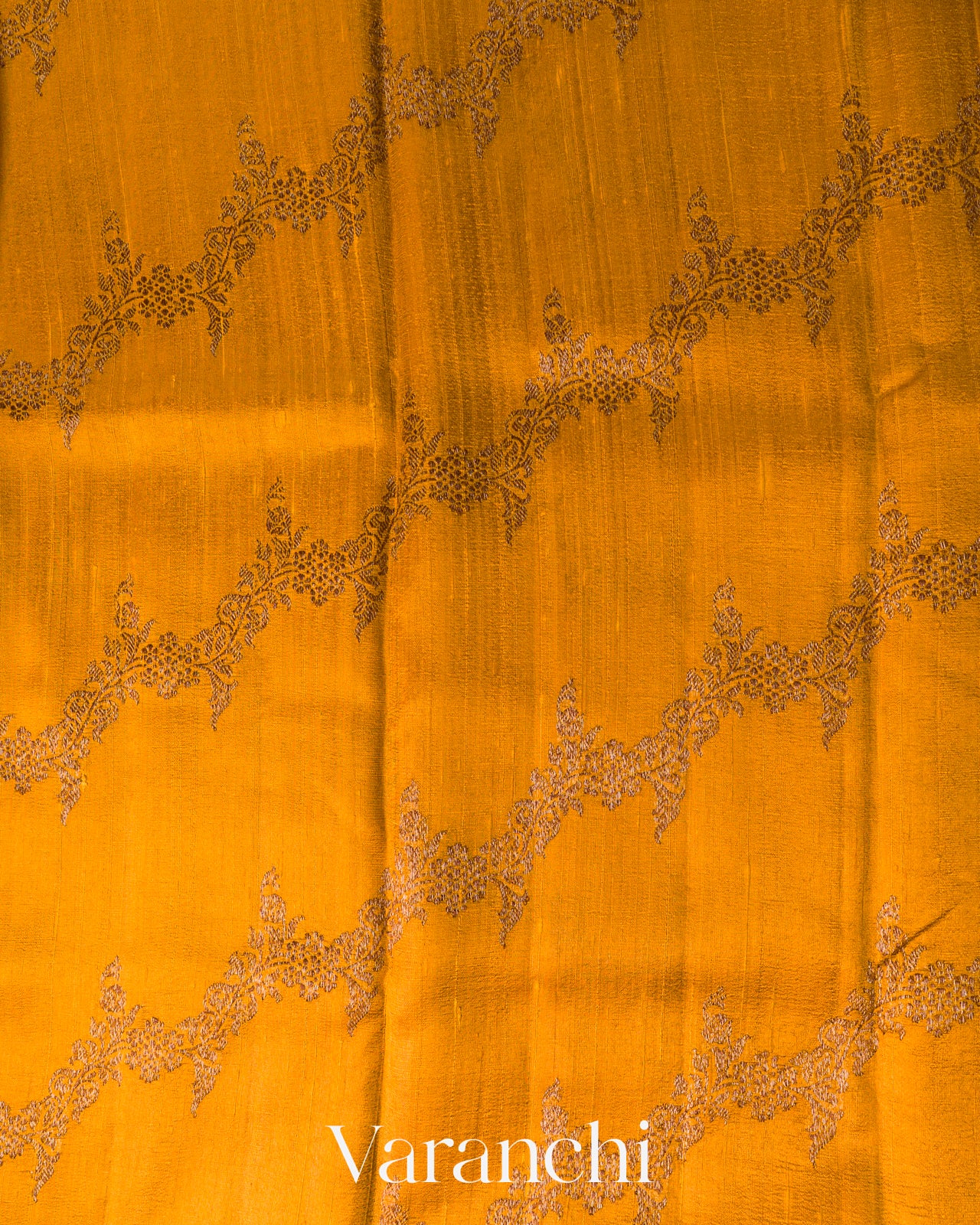 Mustard Yellow Lehariya Pure Raw Silk Handloom Saree