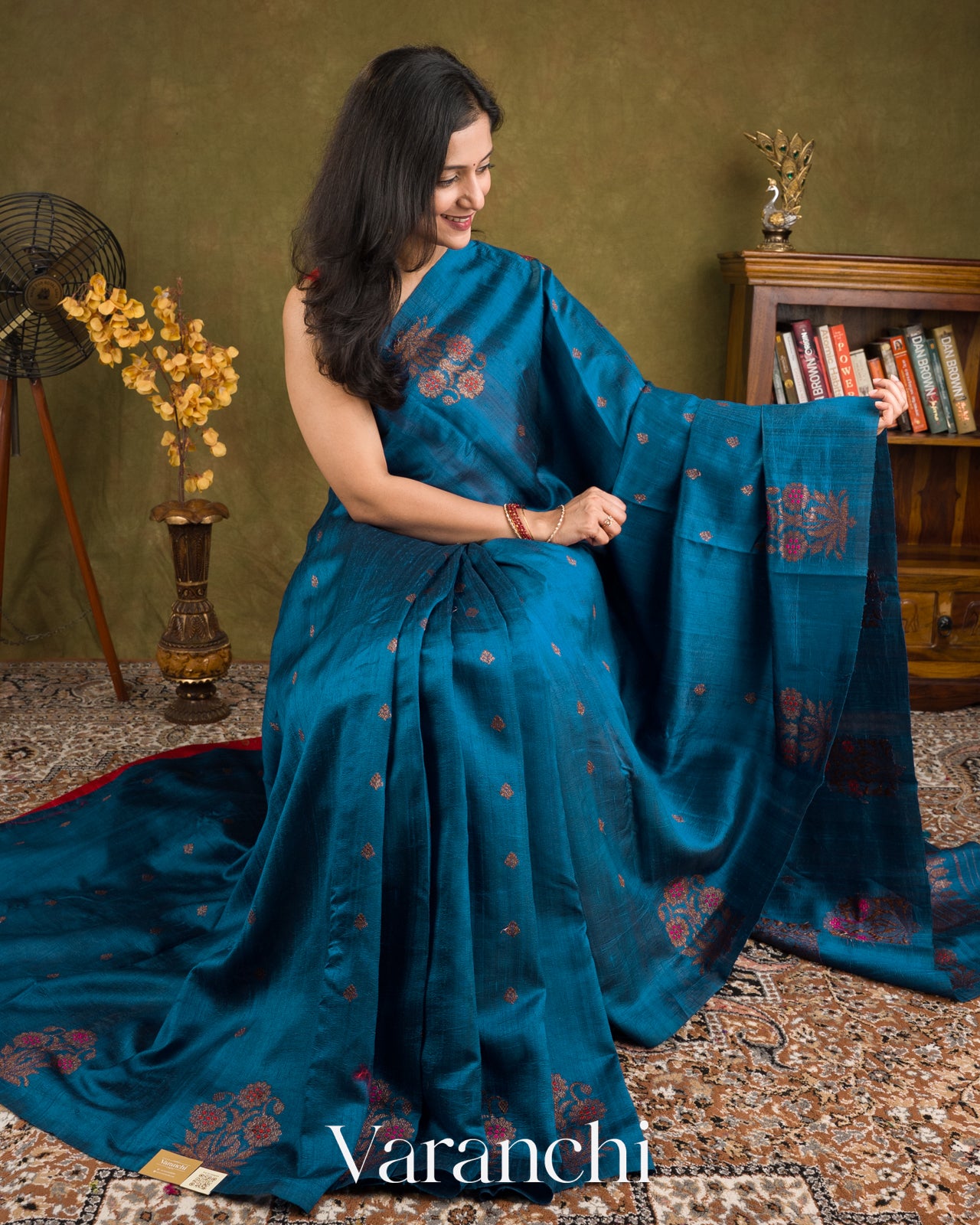 Prussian Blue Borderless Pure Raw Silk Handloom Saree