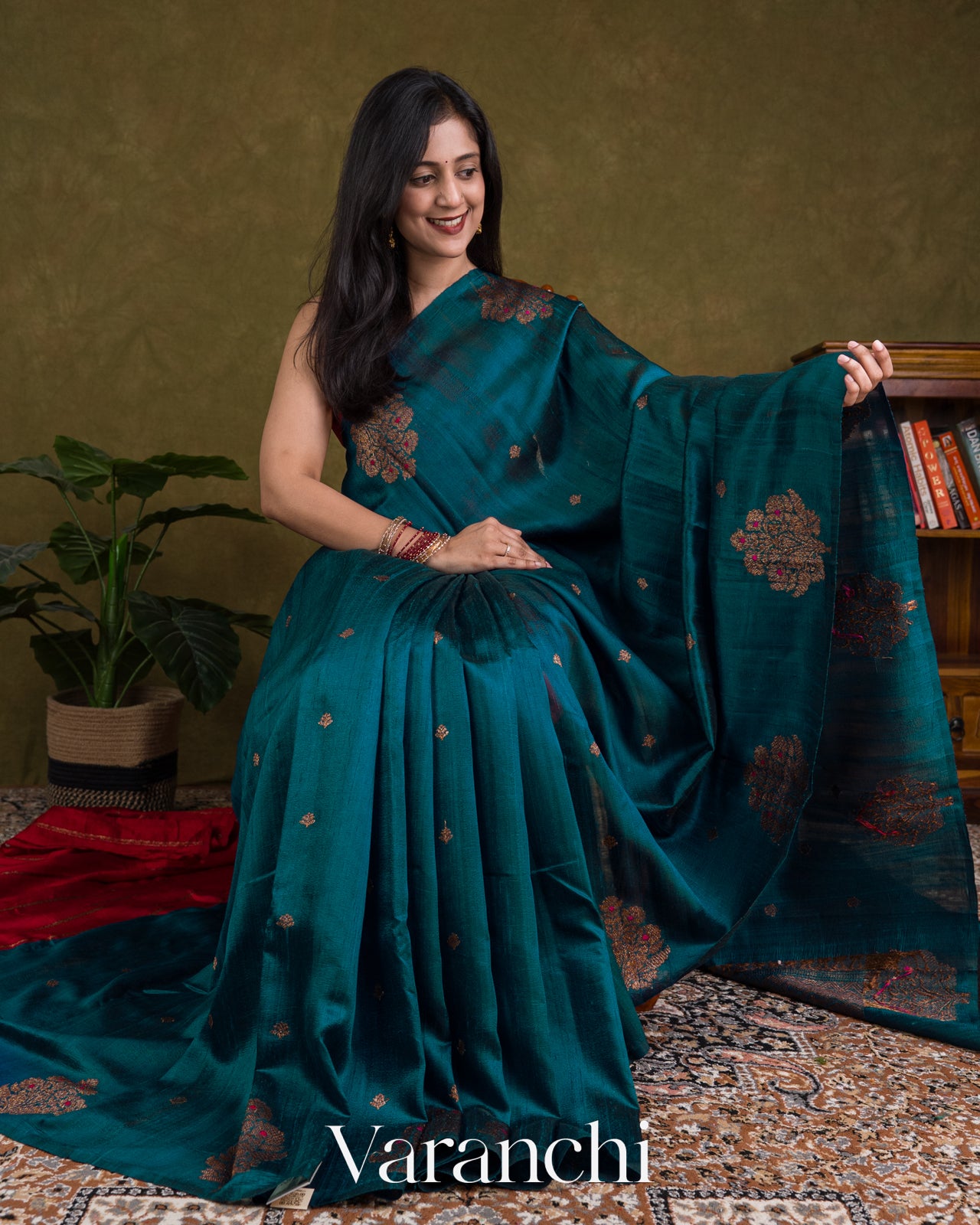 Teal Blue Borderless Pure Raw Silk Handloom Saree