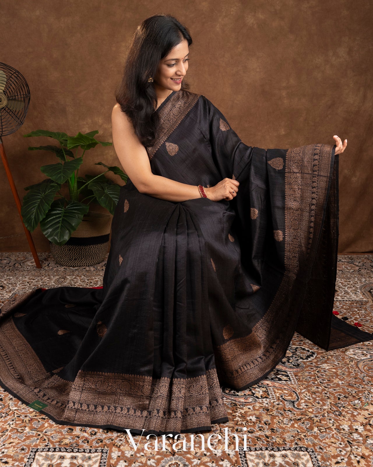 Jet Black Raw Silk Handloom Saree 