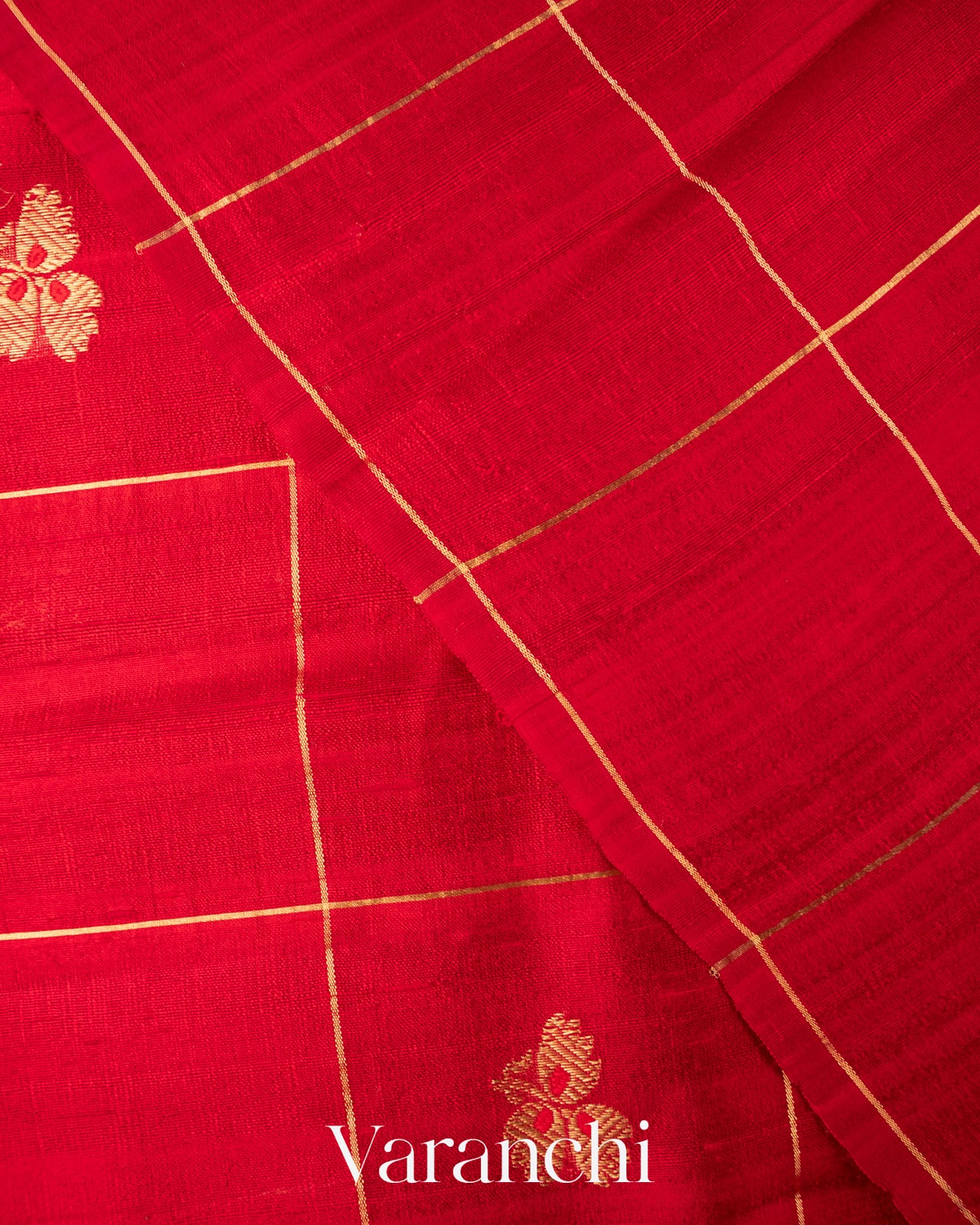 Chilli Red Checks Raw Silk Handloom Saree