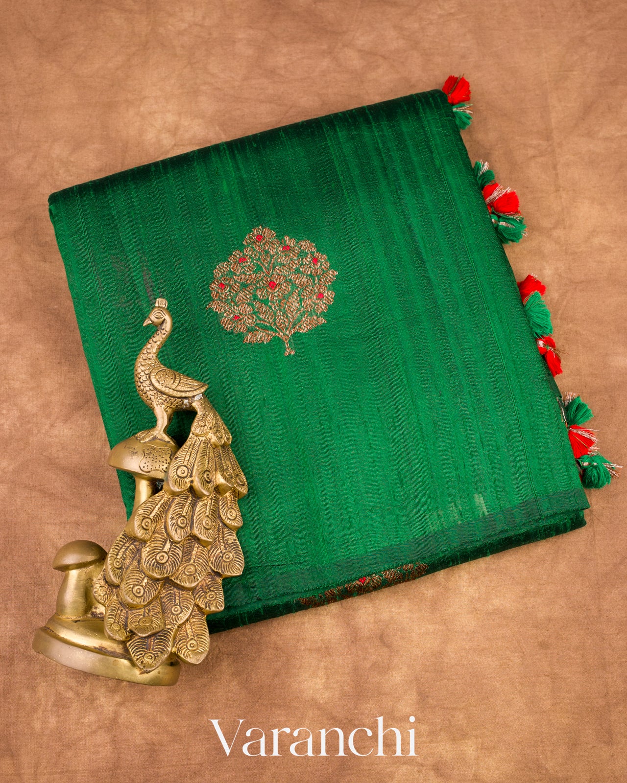 Dark Green Borderless Pure Raw Silk Handloom Saree