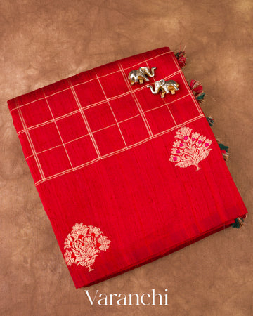 Maroon Red Checks Raw Silk Handloom Saree 