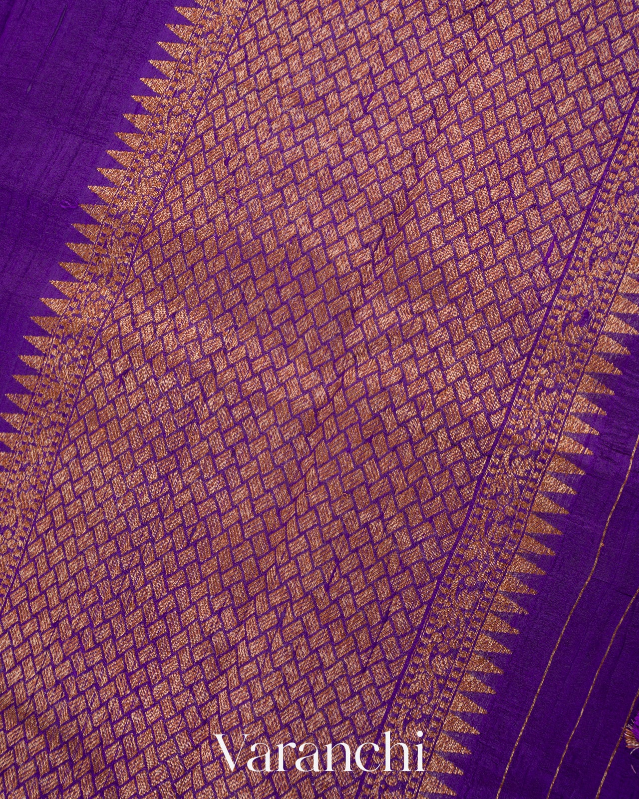Violet Borderless Pure Raw Silk Handloom Saree