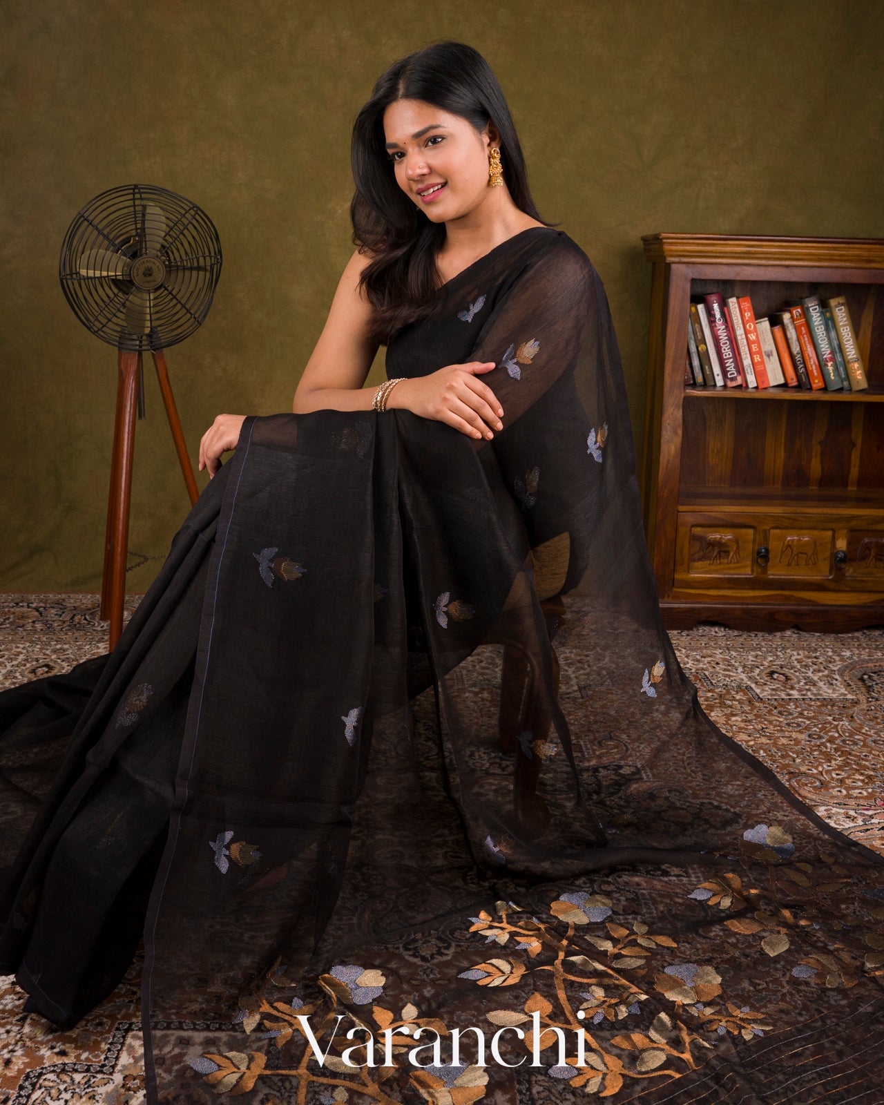 Deep Black Jamdani Pure Silk Linen Handloom Saree