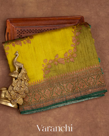 Olive Green Tricolour Rangkaat Raw Silk Handloom Saree