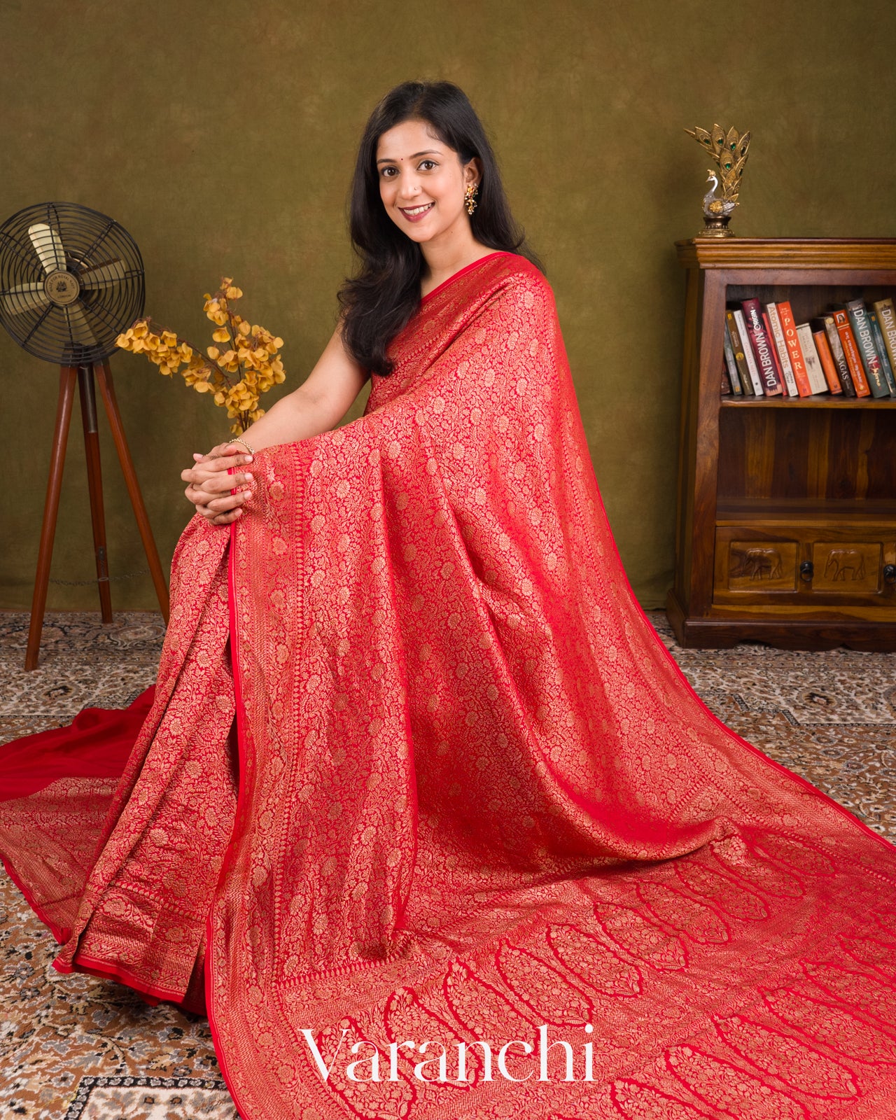 Bright Red Heavy Brocade Pure Crepe Silk Handloom Saree