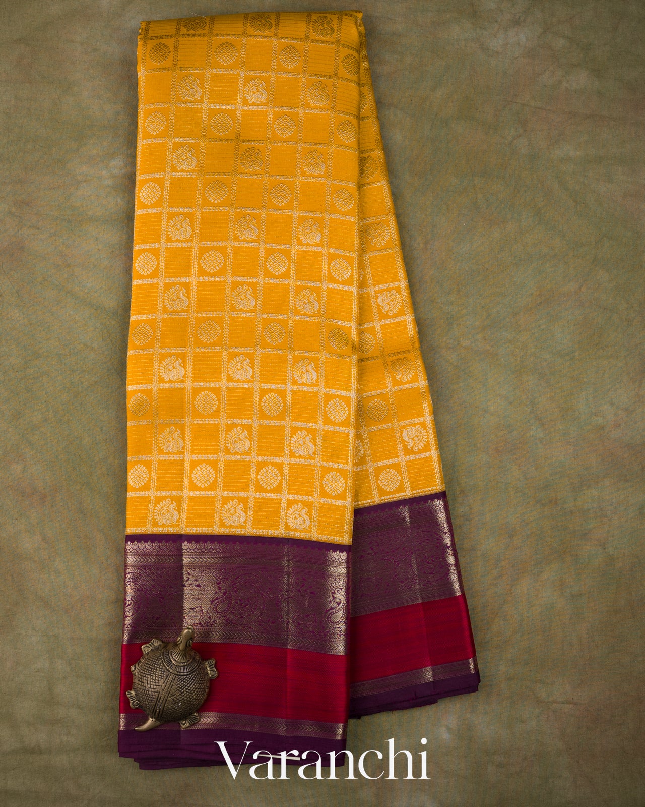 Mustard Yellow Checkered Pure Kanchipuram Silk Handloom Saree