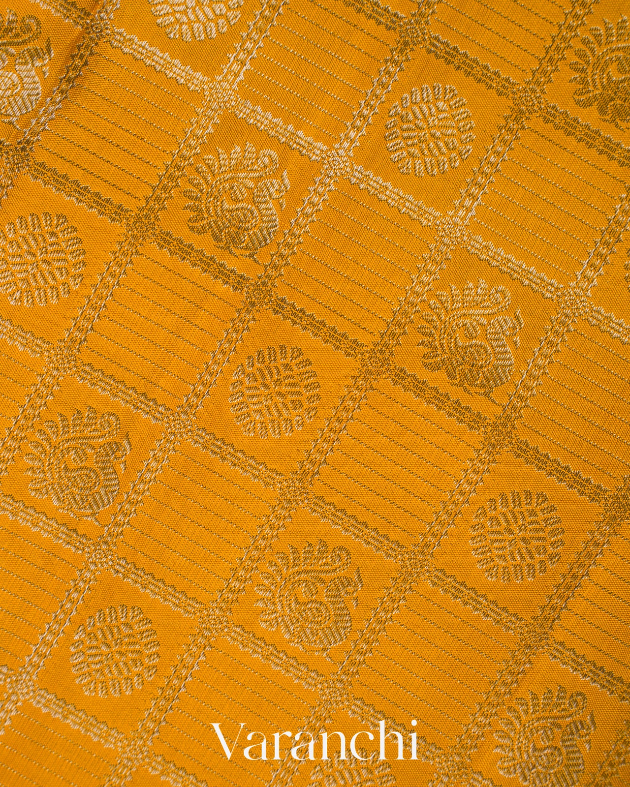 Mustard Yellow Checkered Pure Kanchipuram Silk Handloom Saree