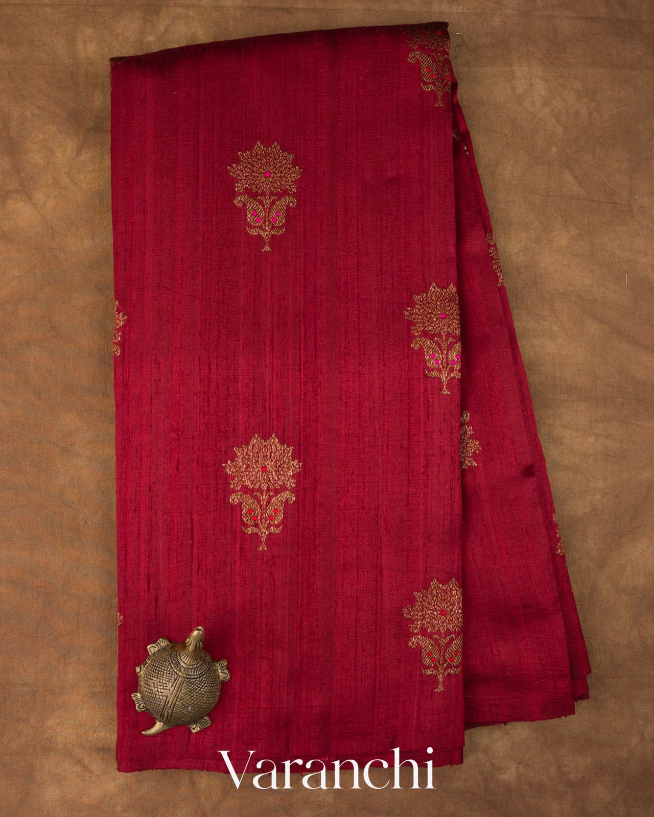 Crimson Red Borderless Pure Raw Silk Handloom Saree