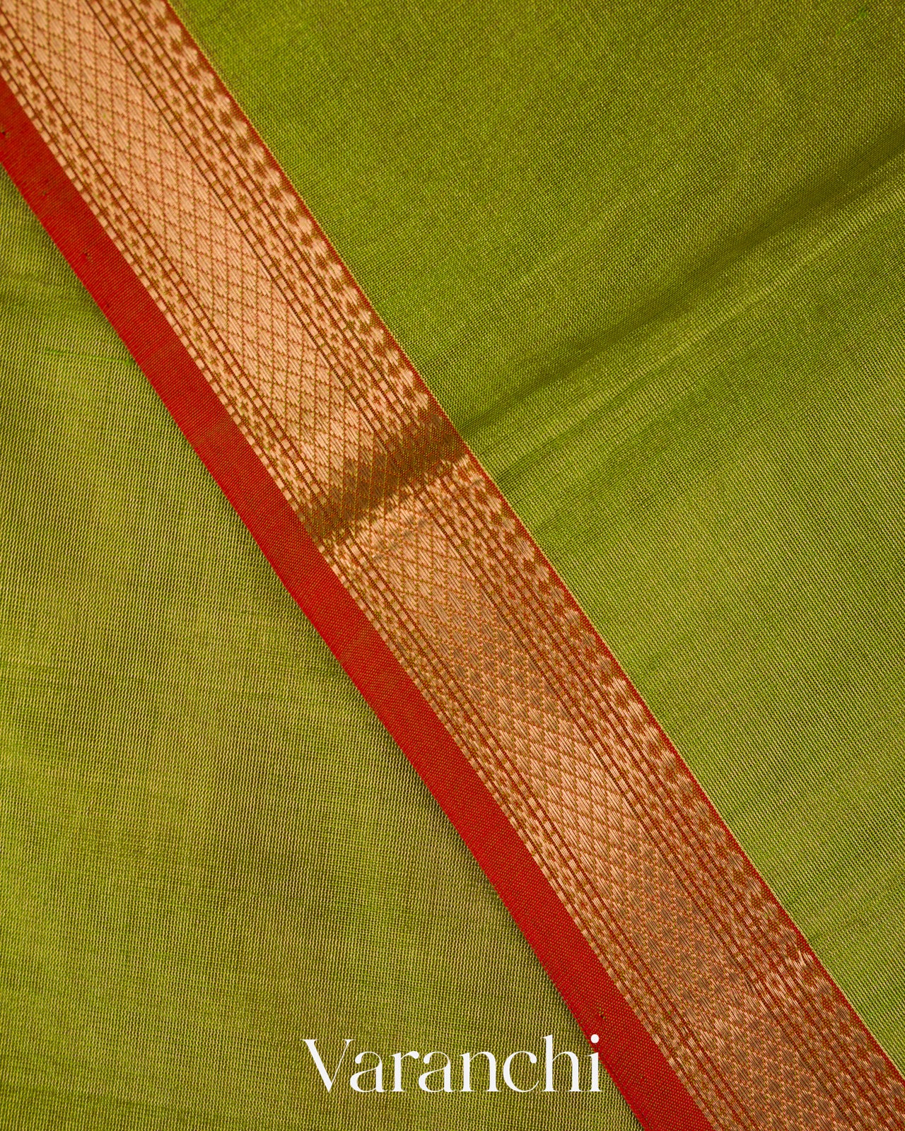 Parrot Green Pure Maheshwari Silk Cotton Handloom Saree