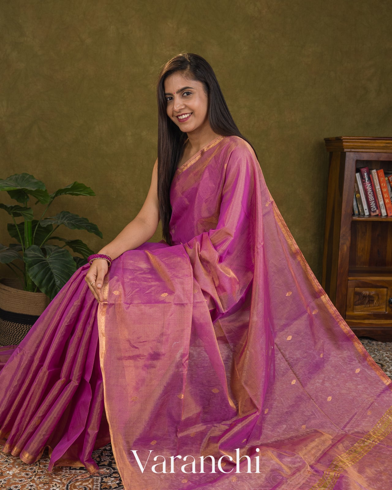 Onion Pink Pure Maheshwari Silk Cotton Handloom Saree