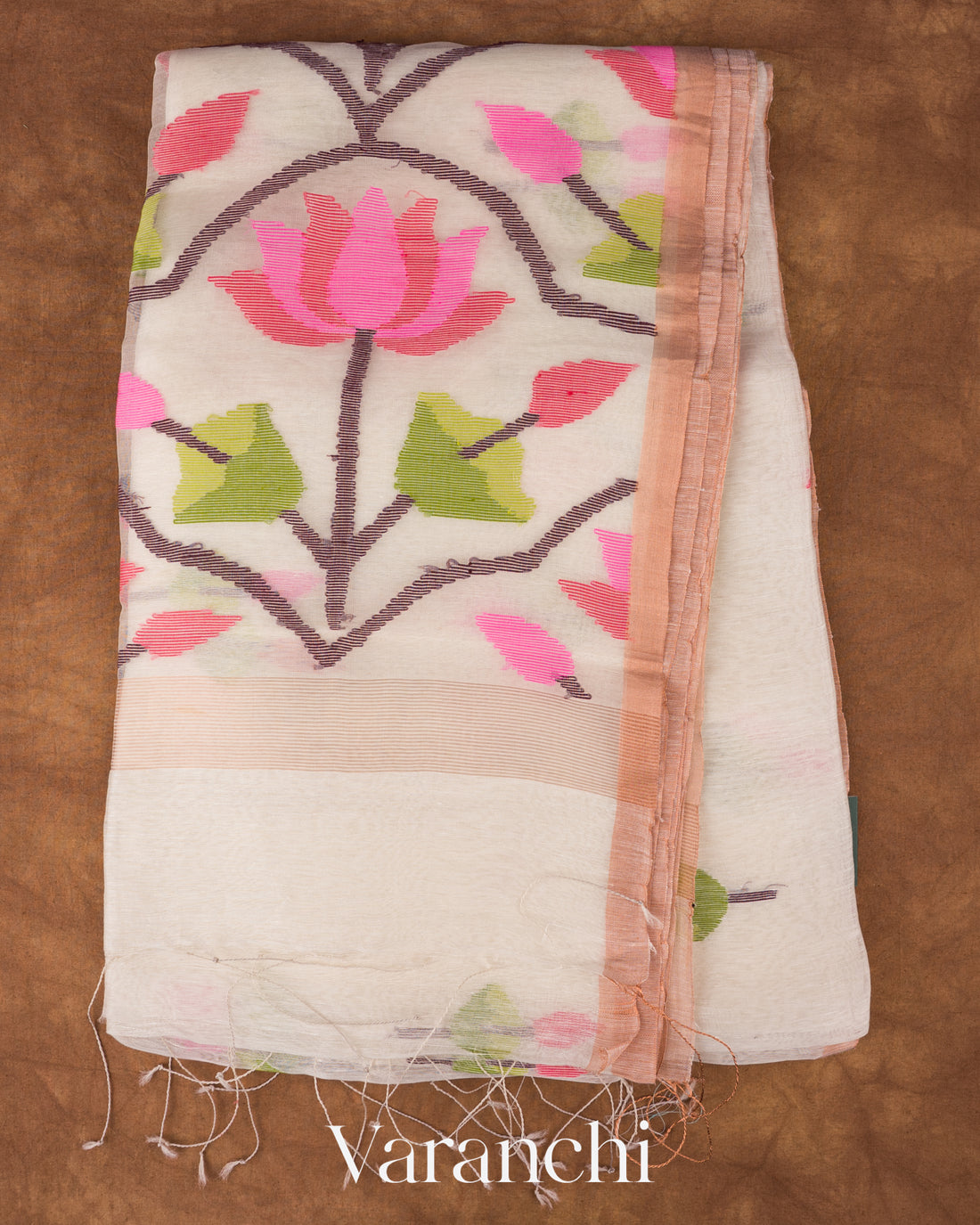Ivory Lotus Jamdani Pure Silk Linen Handloom Saree