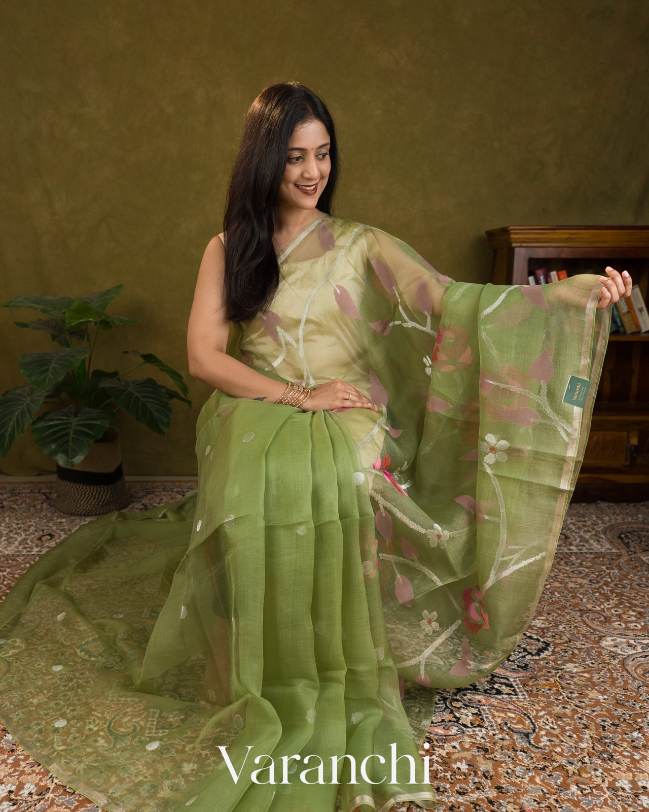 Sage Green Floral Jamdani Pure Muslin Silk Handloom Saree