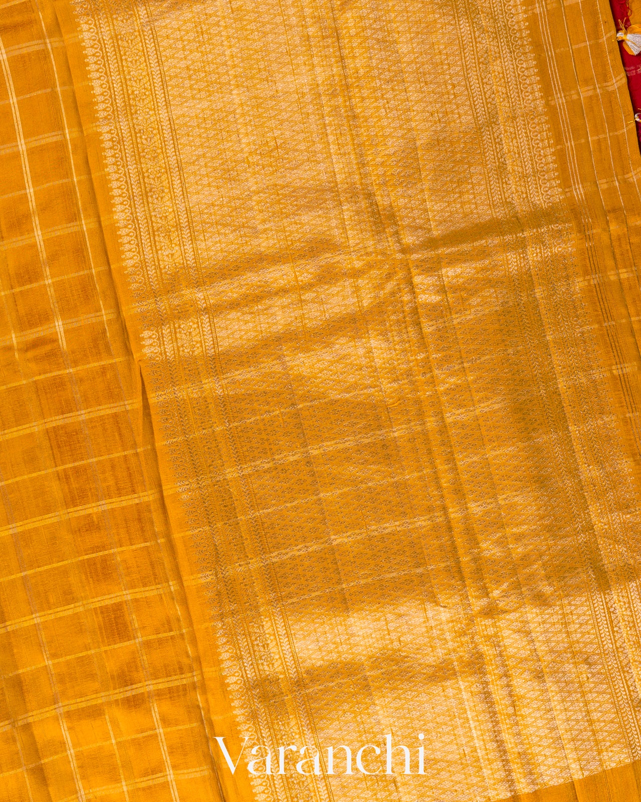 Mustard Yellow Checkered Pure Raw Silk Handloom Saree