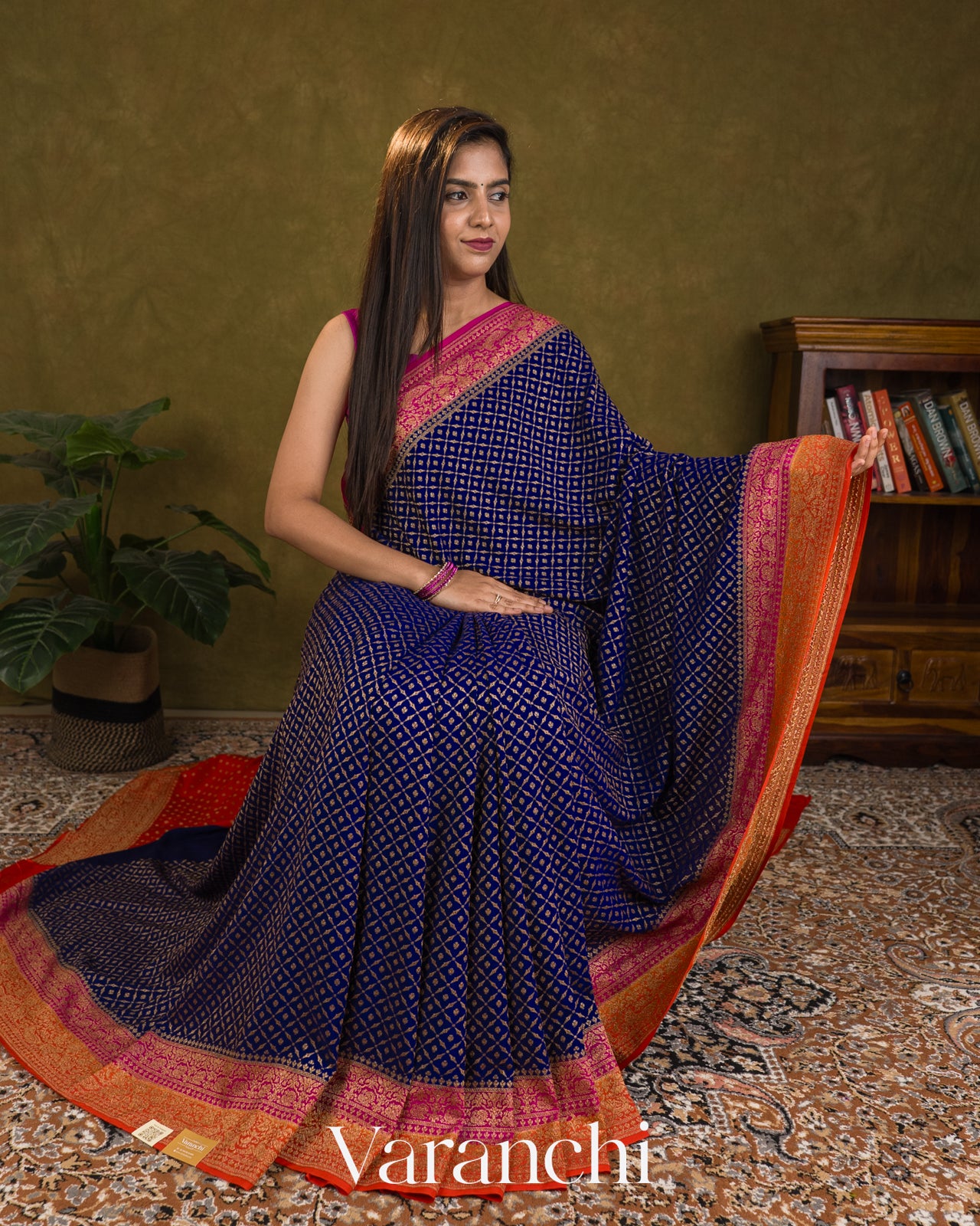 Royal Blue Jaal Pure Crepe Silk Handloom Saree