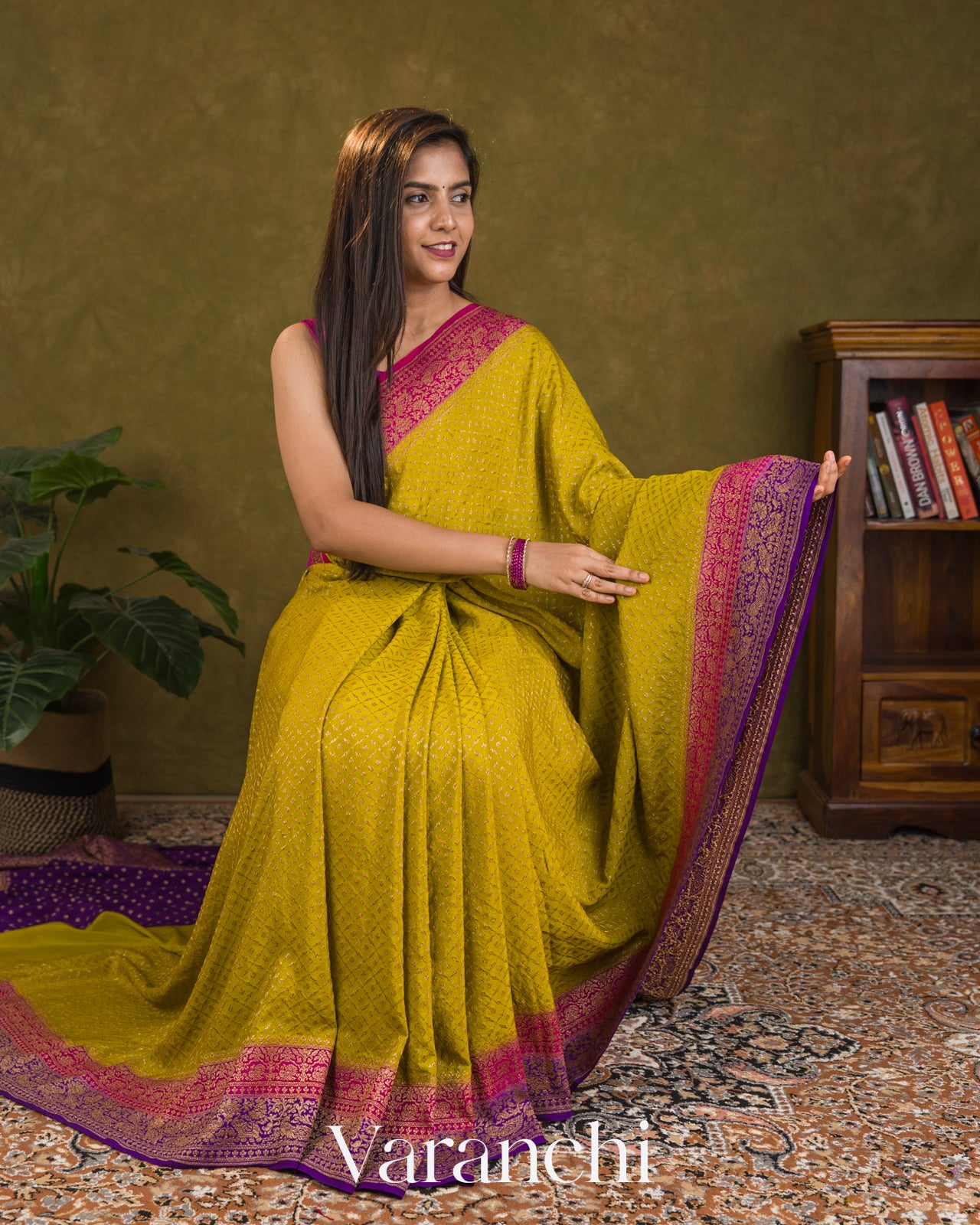 Lime Yellow Diamond Jaal Pure Crepe Silk Handloom Saree