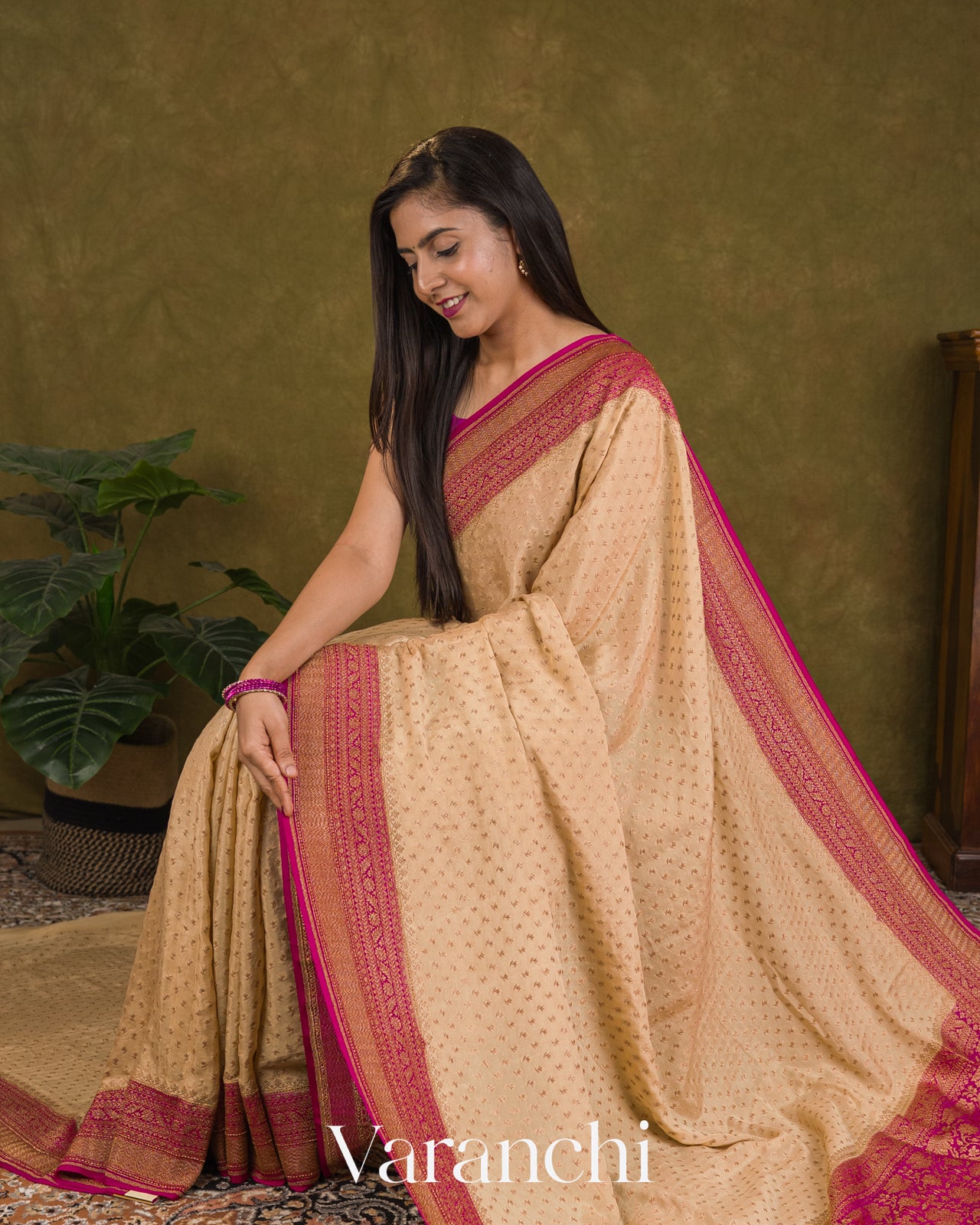 Beige Pure Crepe Silk Handloom Saree