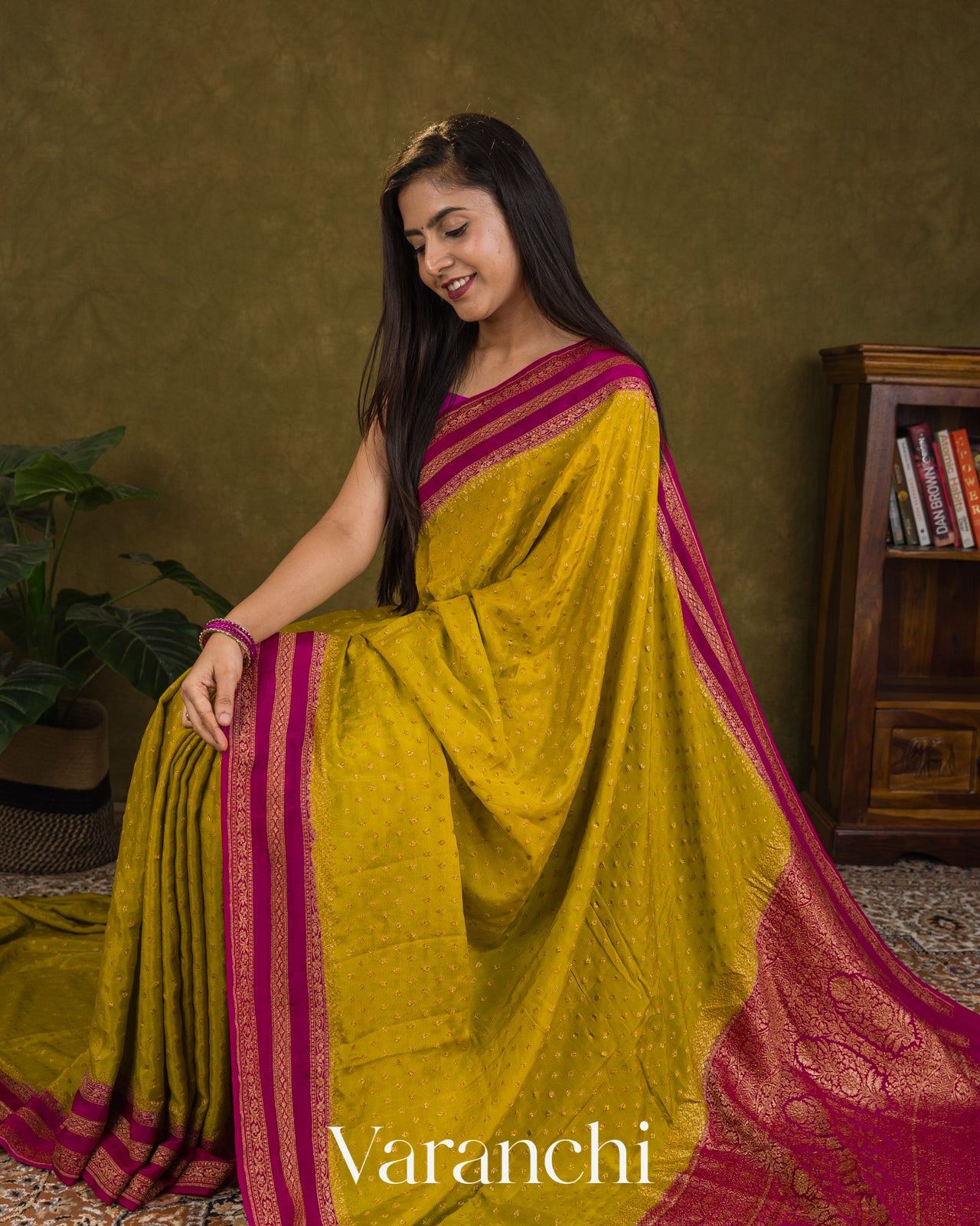 Olive Yellow Pure Crepe Silk Handloom Saree