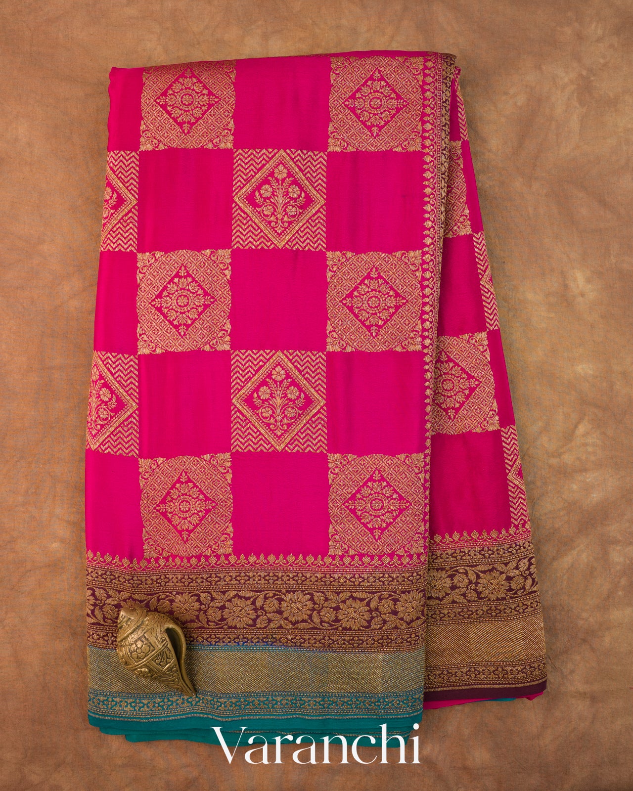 Rani Pink Checkered Pure Crepe Silk Handloom Saree
