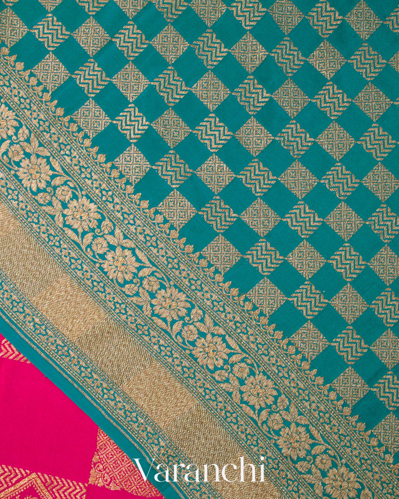 Rani Pink Checkered Pure Crepe Silk Handloom Saree