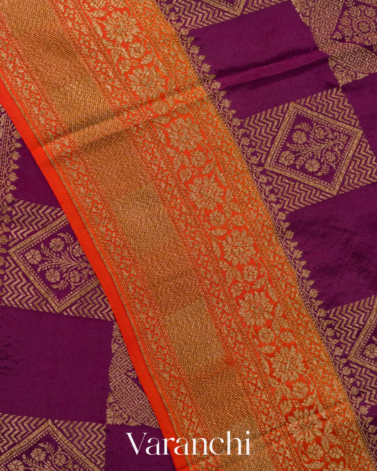 Magenta Checkered Pure Crepe Silk Handloom Saree