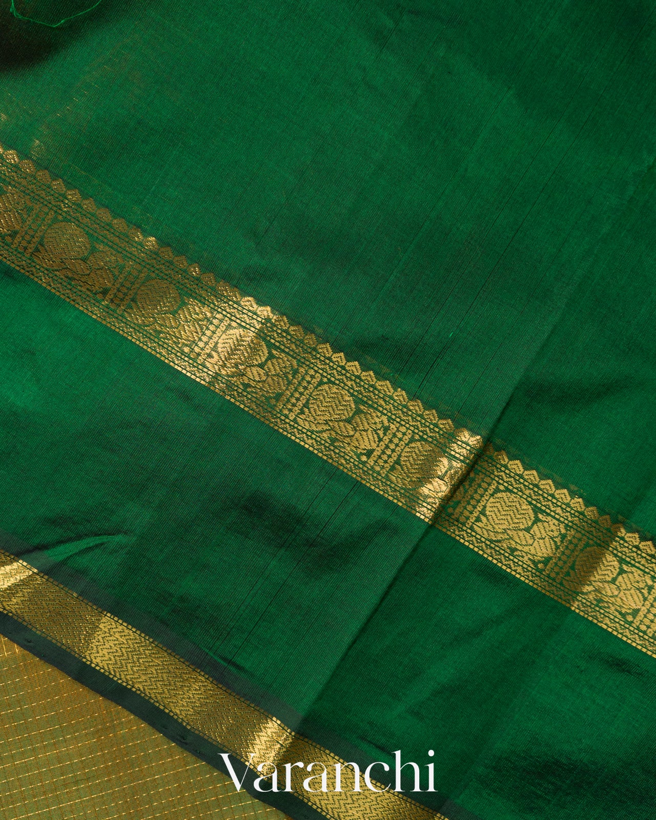 Golden Checks Pure Kanchipuram Silk Cotton Handloom Saree